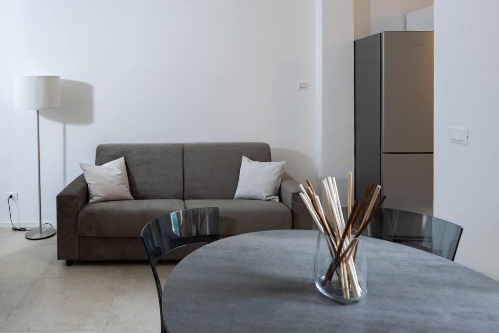 Apartment Isaia - 10 Minutes From Piazza Maggiore ボローニャ エクステリア 写真