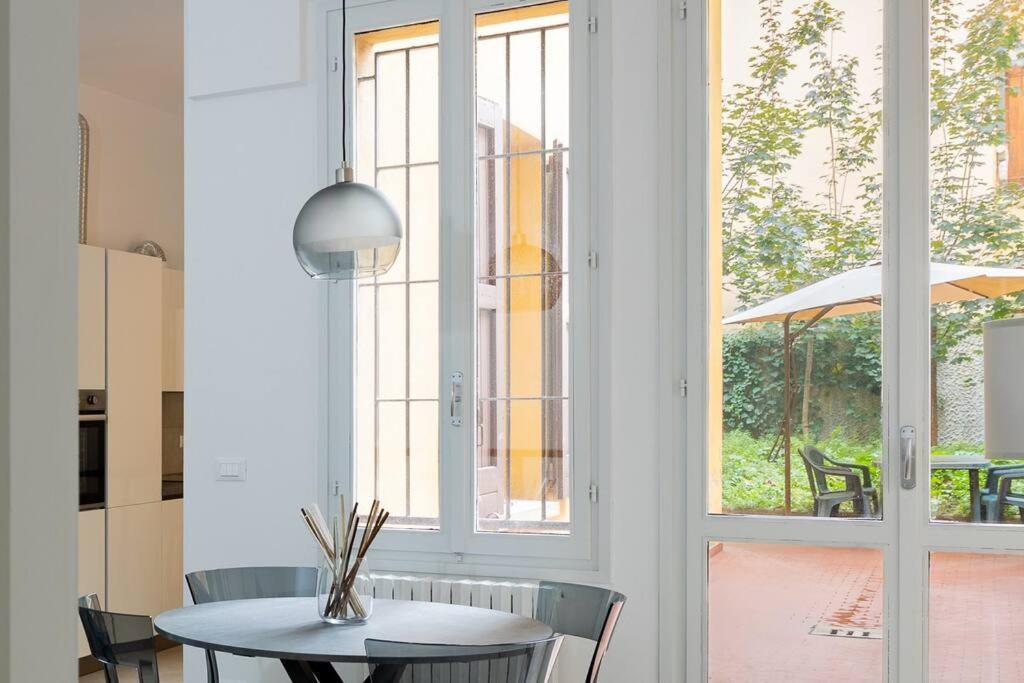 Apartment Isaia - 10 Minutes From Piazza Maggiore ボローニャ エクステリア 写真